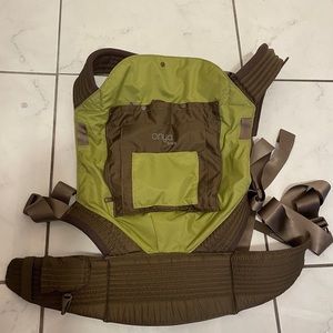 Onya Baby Outback Baby Carrier - Olive Green/Chocolate Chip - Like New